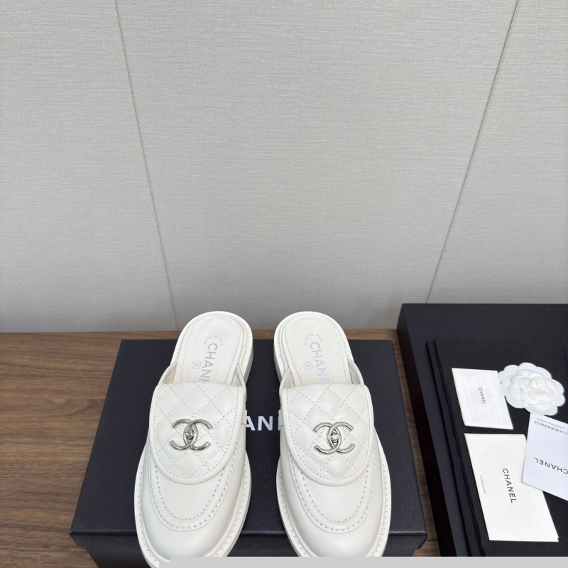 Ch*el slippers